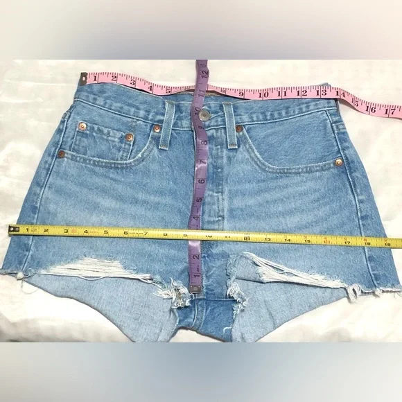 Levi's Light Blue Jean Shorts - Picture 9 of 9